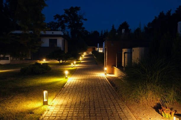 Éclairage de jardin et balisage d'allées